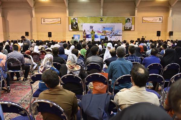 جشن بزرگ تکلیف فرزندان کارکنان وزارت ، شرکتها و سازمانهای وابسته برگزار شد .
