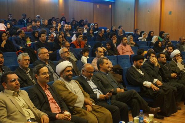 برگزاری همایش شیوه های دعوت فرزندان به نماز اداره کل ict استان سمنان